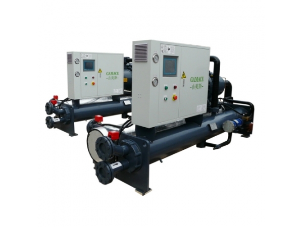 風(fēng)冷式冷水機(jī)制冷效果穩(wěn)定、適用范圍廣且不挑安裝環(huán)境